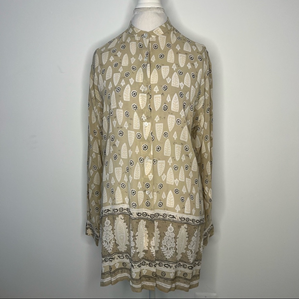 Banana Republic Button Down Top